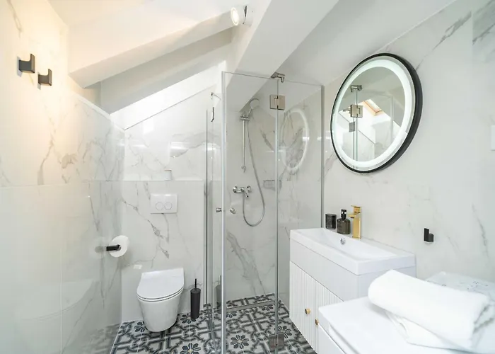 Aura - Duplex With Balcony Apartmán *