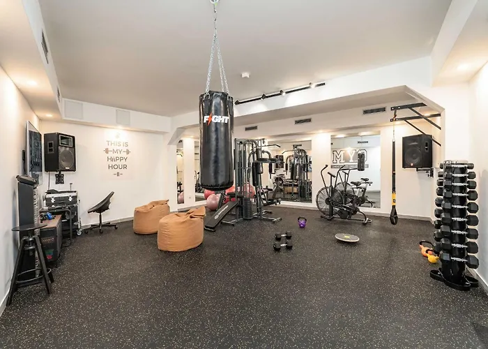 Aura - Duplex With Balcony *