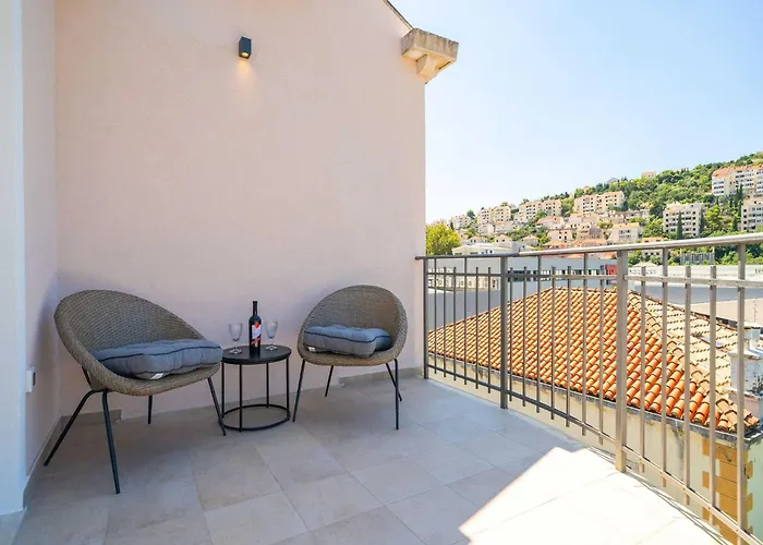 Aura - Duplex With Balcony Dubrovník