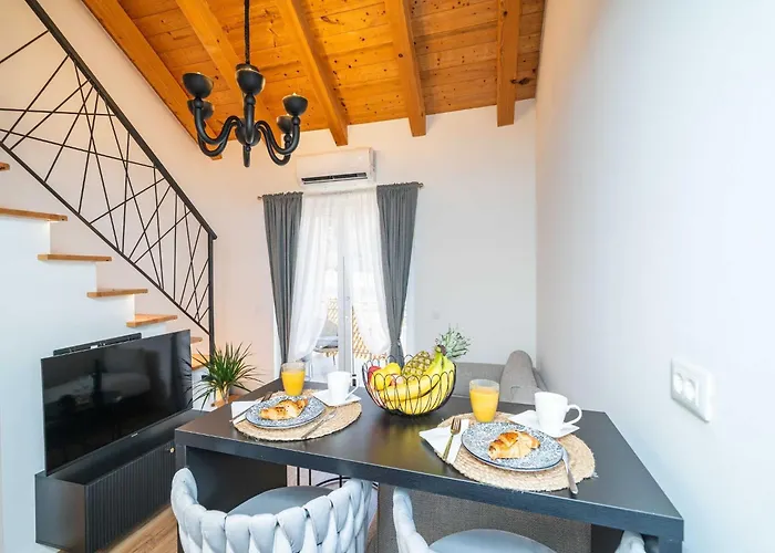 Aura - Duplex With Balcony Ragusa